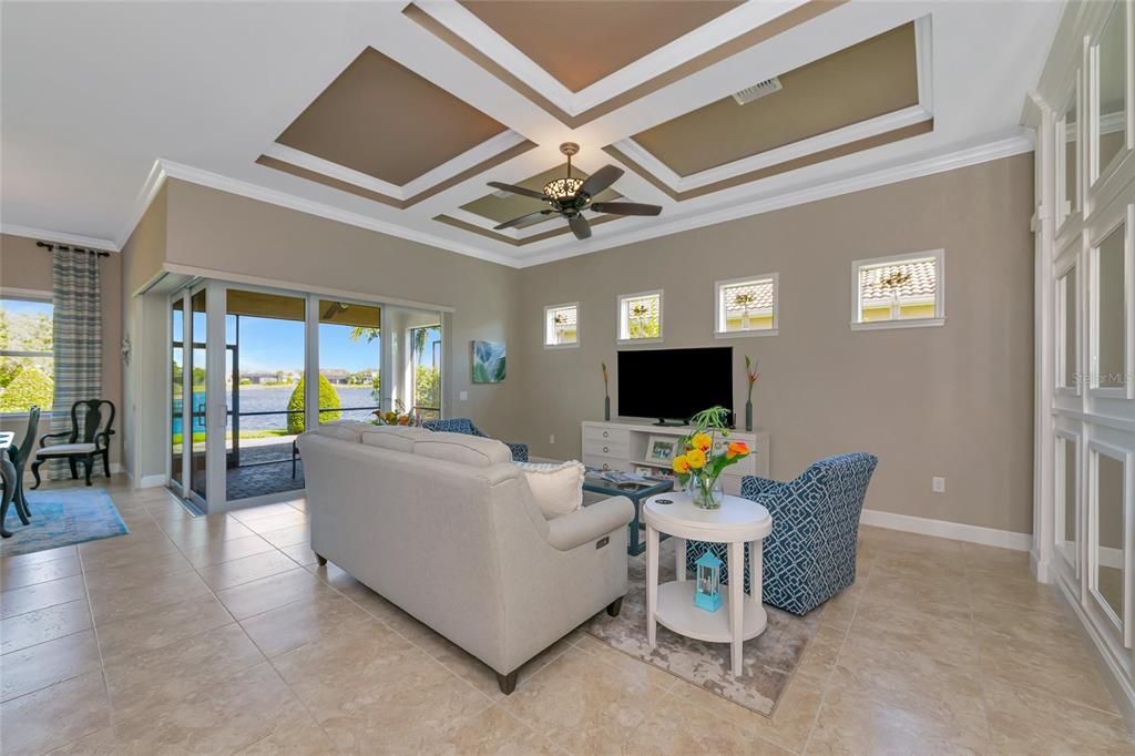 For Sale: $549,000 (3 beds, 2 baths, 2000 Square Feet)