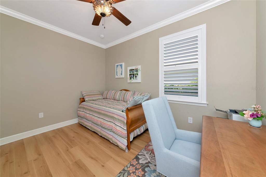 For Sale: $549,000 (3 beds, 2 baths, 2000 Square Feet)