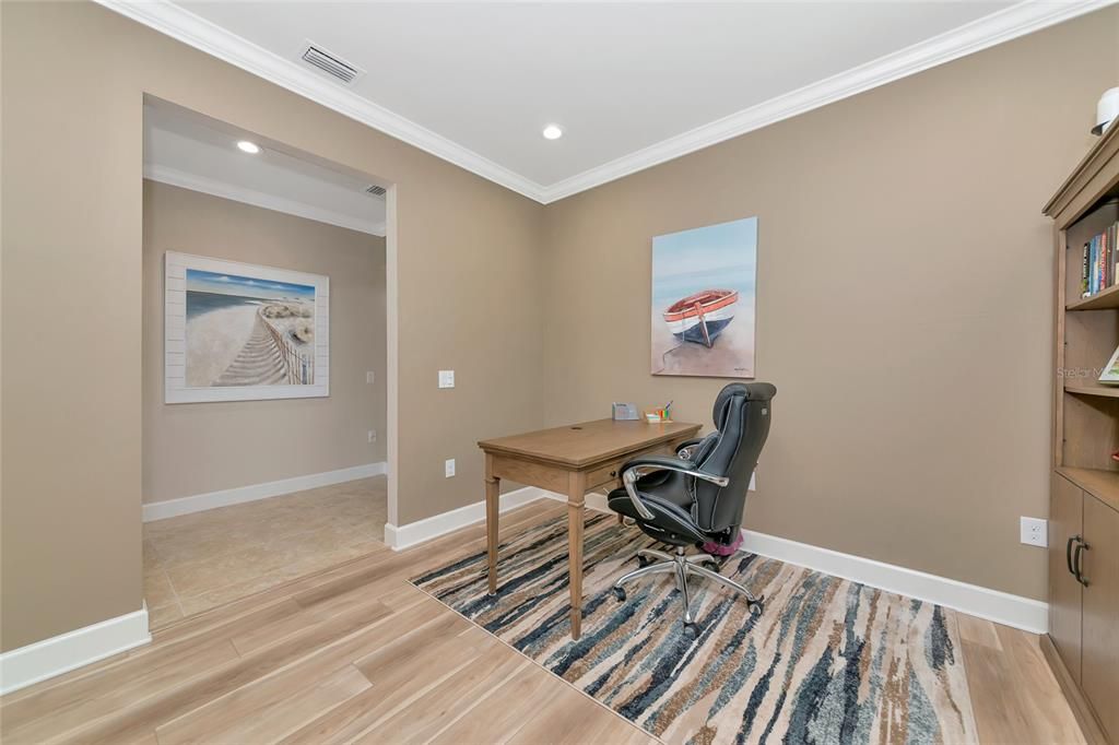 For Sale: $549,000 (3 beds, 2 baths, 2000 Square Feet)