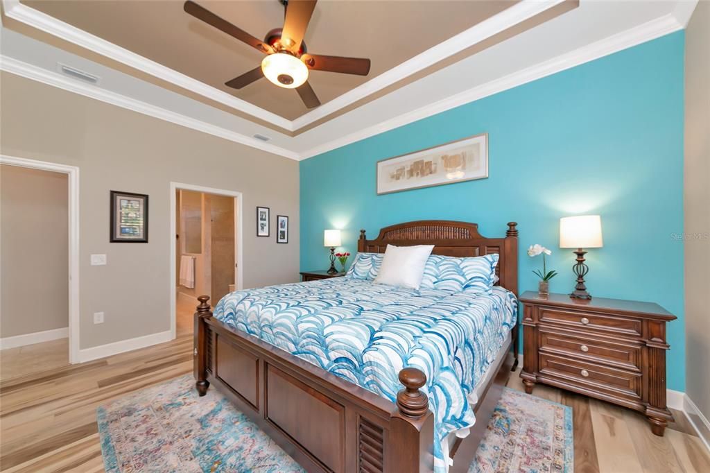 For Sale: $549,000 (3 beds, 2 baths, 2000 Square Feet)