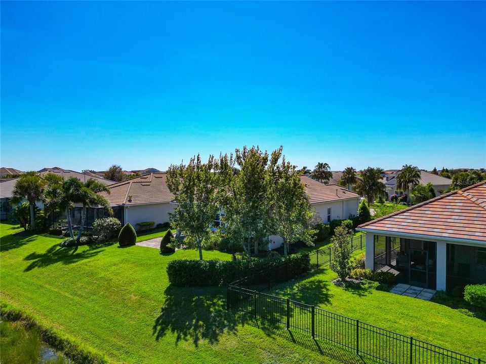 For Sale: $549,000 (3 beds, 2 baths, 2000 Square Feet)