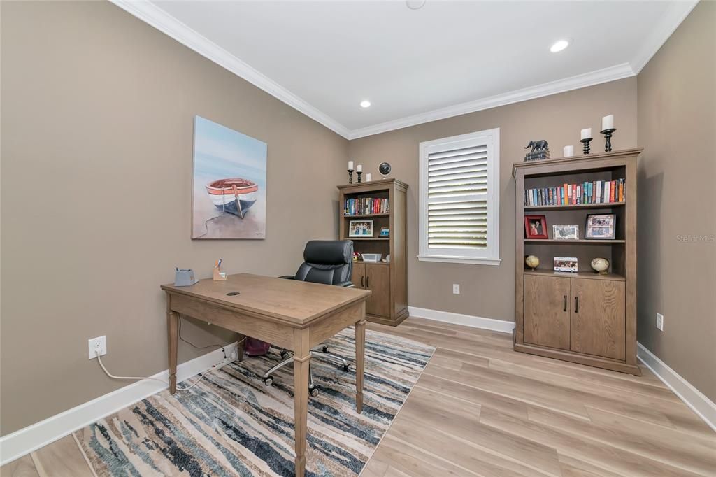 For Sale: $549,000 (3 beds, 2 baths, 2000 Square Feet)