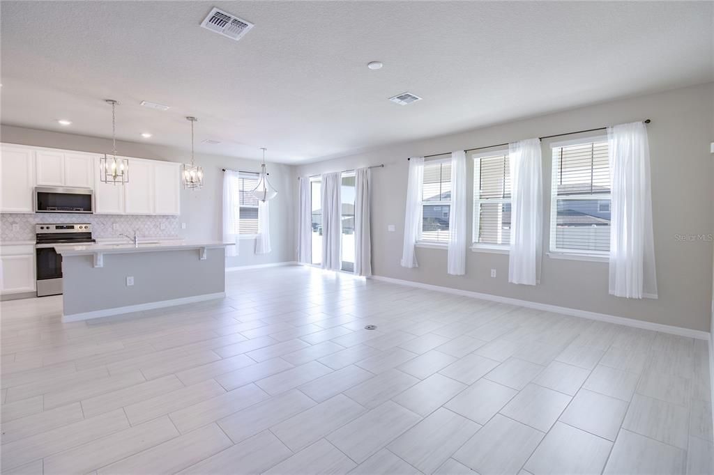 For Sale: $669,900 (5 beds, 3 baths, 3508 Square Feet)