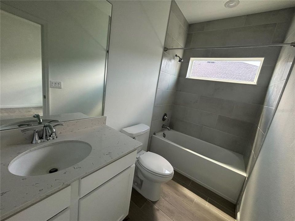 В аренду: $2,120 (4 спален, 3 ванн, 2039 Квадратных фут)