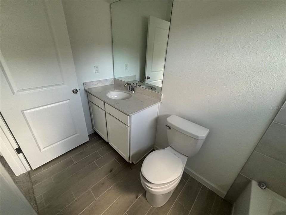 В аренду: $2,120 (4 спален, 3 ванн, 2039 Квадратных фут)