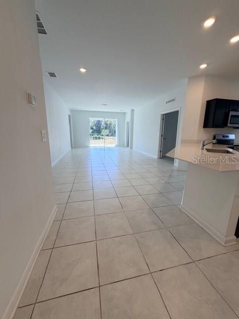 For Rent: $2,400 (4 beds, 3 baths, 2109 Square Feet)