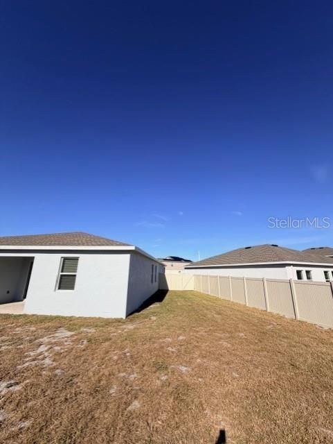 For Rent: $2,400 (4 beds, 3 baths, 2109 Square Feet)