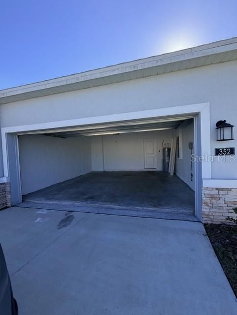 For Rent: $2,400 (4 beds, 3 baths, 2109 Square Feet)