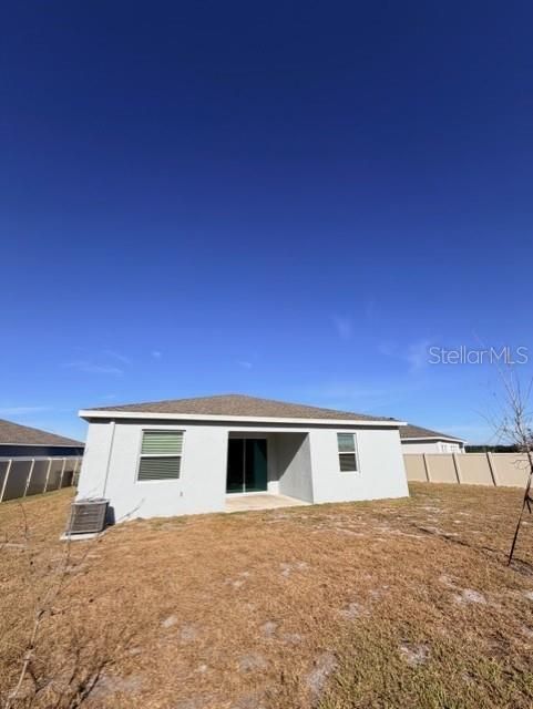 For Rent: $2,400 (4 beds, 3 baths, 2109 Square Feet)