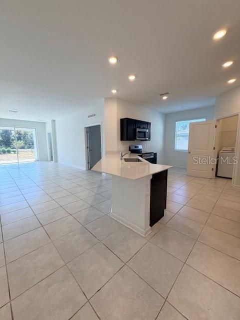 For Rent: $2,400 (4 beds, 3 baths, 2109 Square Feet)