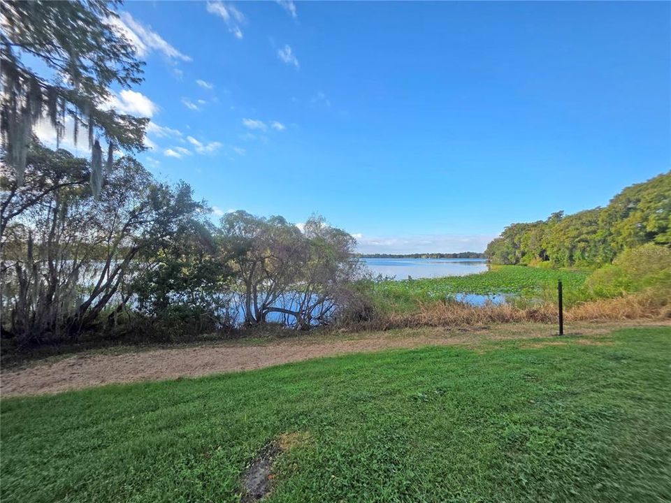 Active With Contract: $89,900 (2 beds, 2 baths, 1165 Square Feet)