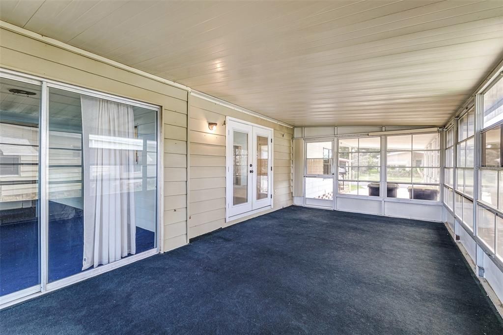 For Sale: $130,000 (2 beds, 2 baths, 1188 Square Feet)