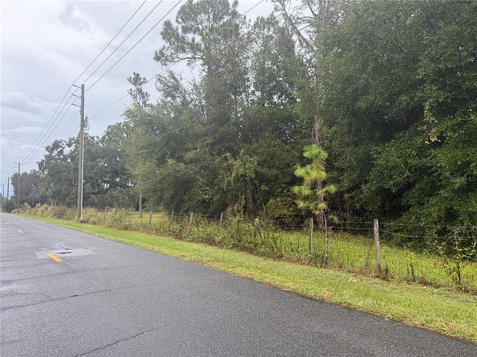 For Sale: $600,000 (10.00 acres)