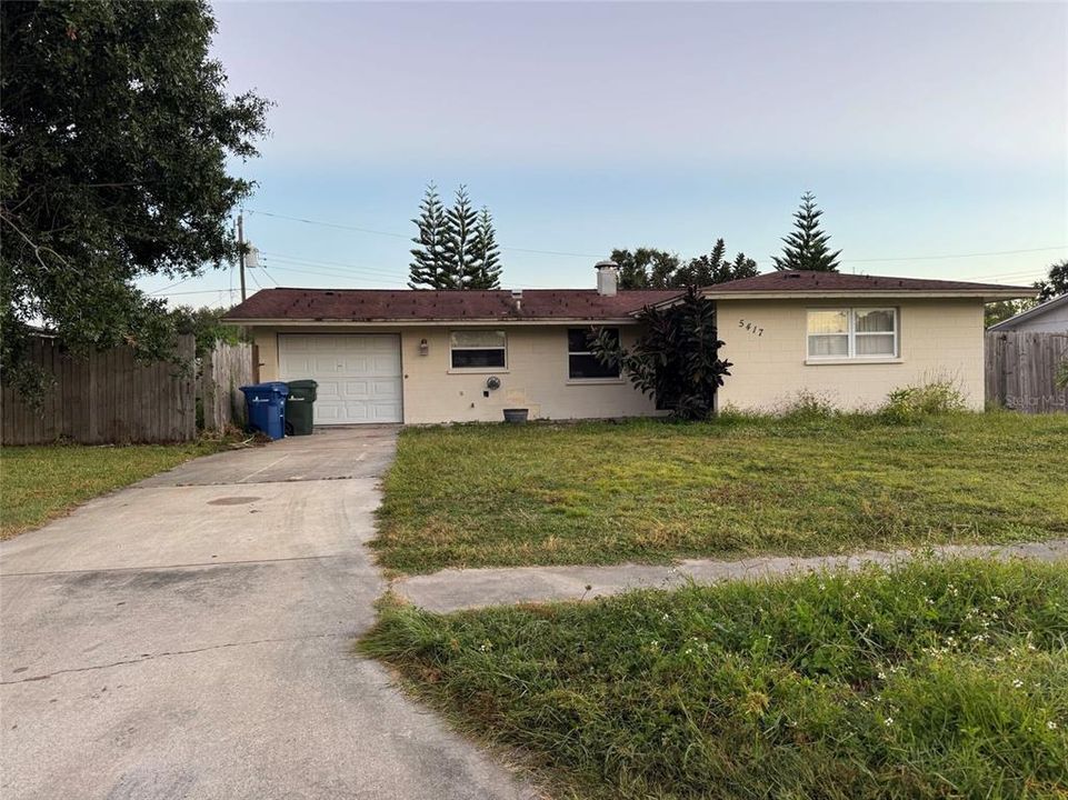 Recently Sold: $299,000 (3 beds, 2 baths, 1278 Square Feet)