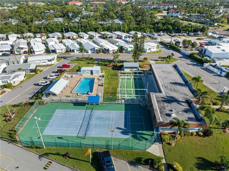 For Sale: $99,000 (1 beds, 1 baths, 480 Square Feet)