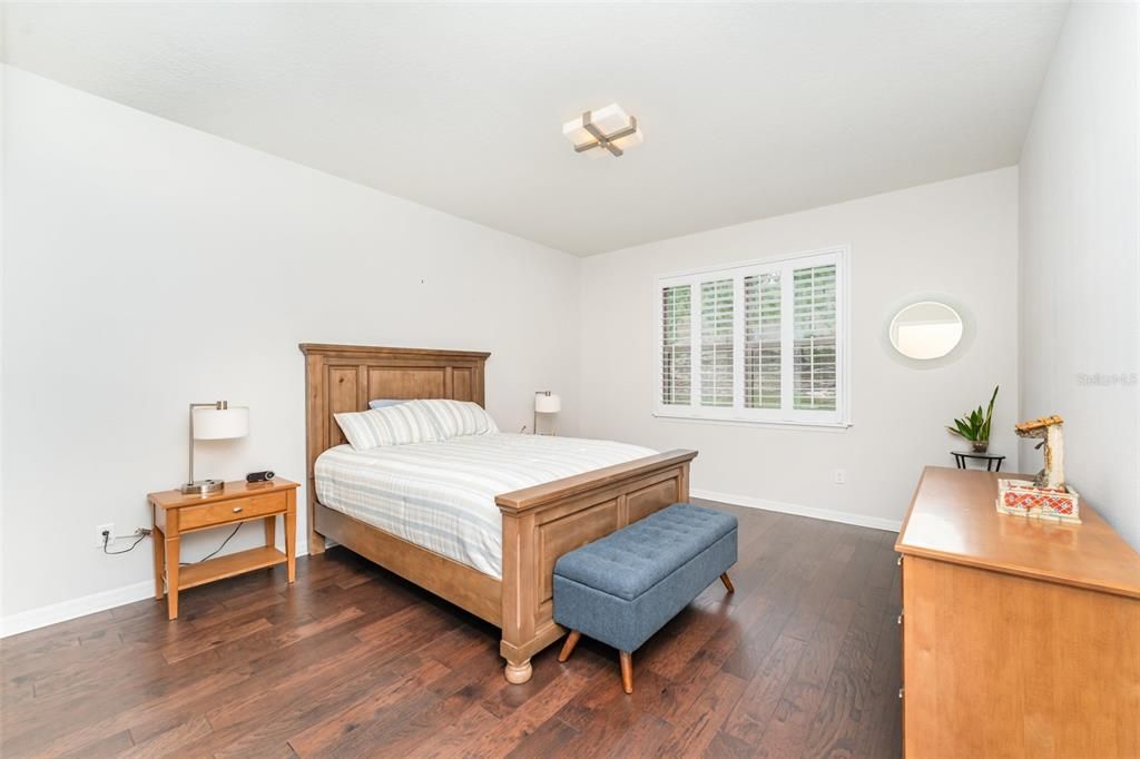 Active With Contract: $419,990 (3 beds, 2 baths, 2009 Square Feet)