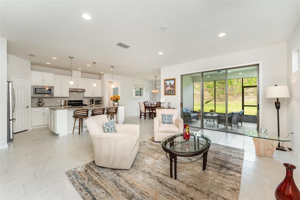 Active With Contract: $419,990 (3 beds, 2 baths, 2009 Square Feet)