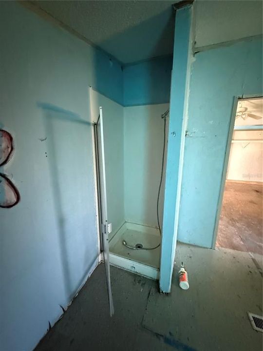 Под контрактом: $128,900 (3 спален, 2 ванн, 1560 Квадратных фут)