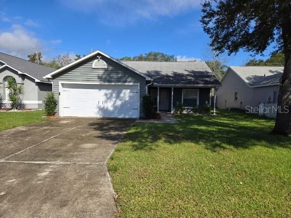 Recently Rented: $1,750 (3 beds, 2 baths, 1224 Square Feet)