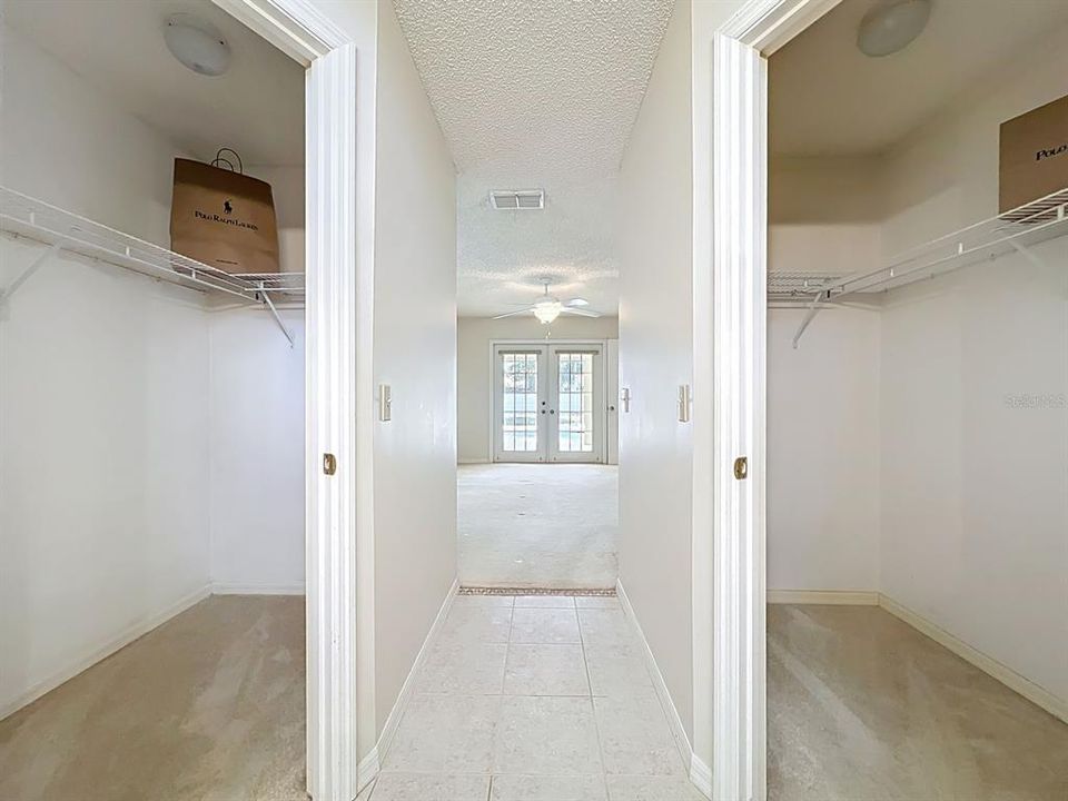 合同活跃: $368,900 (4 贝兹, 2 浴室, 2040 平方英尺)