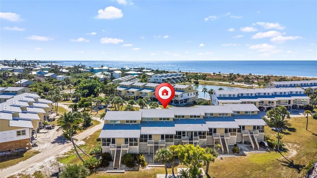 For Sale: $359,000 (2 beds, 2 baths, 946 Square Feet)