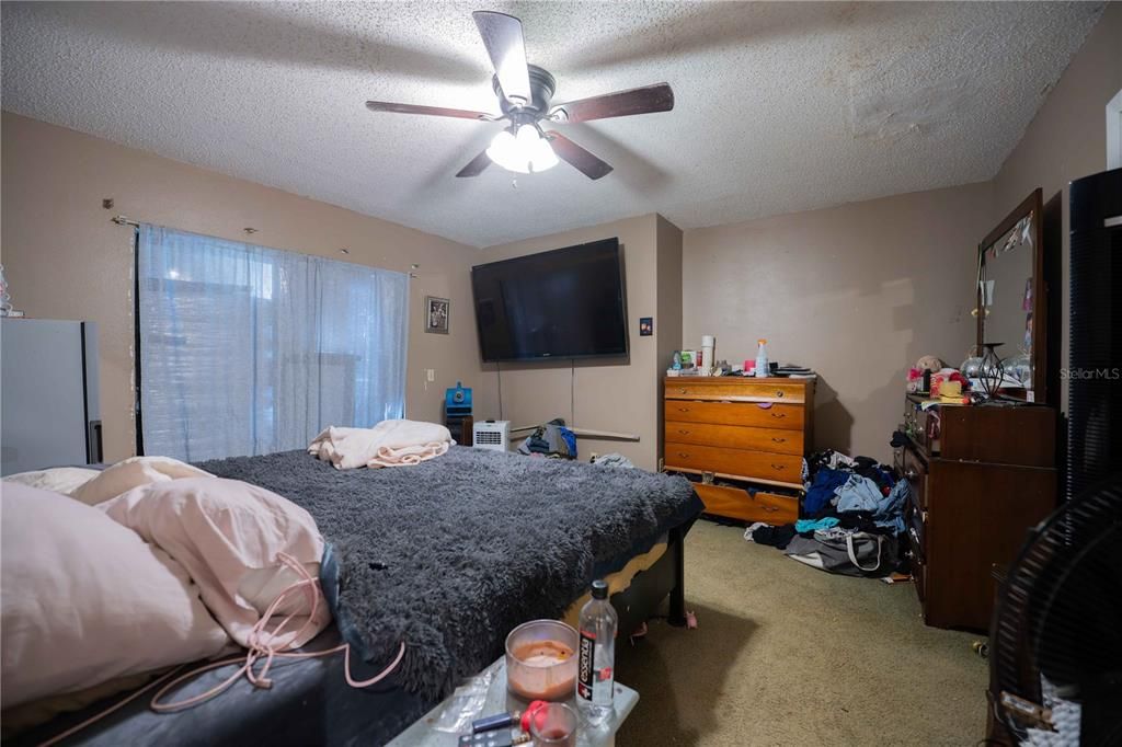 For Sale: $315,000 (4 beds, 2 baths, 2106 Square Feet)