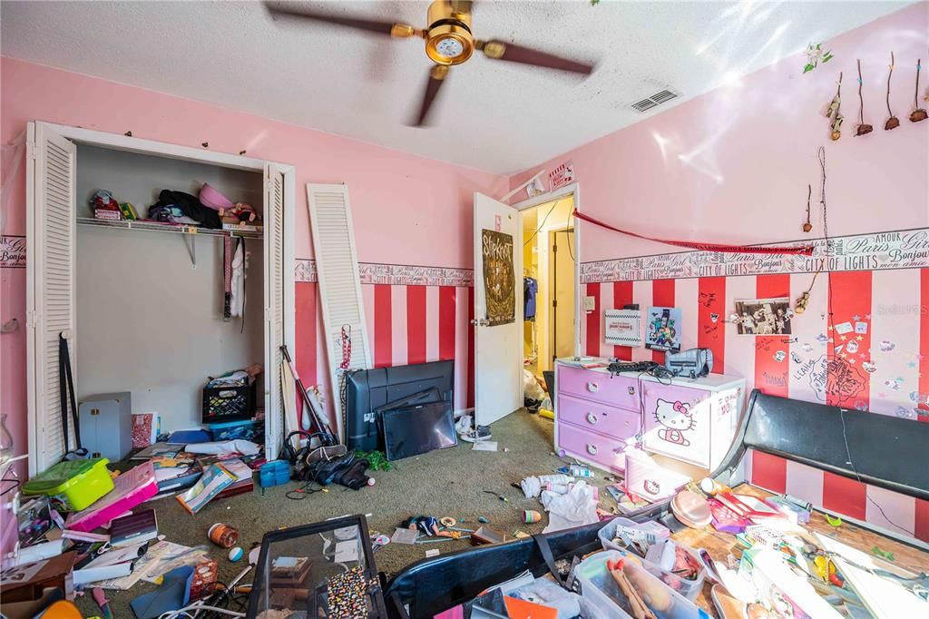 For Sale: $315,000 (4 beds, 2 baths, 2106 Square Feet)