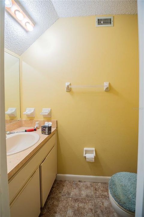 For Sale: $315,000 (4 beds, 2 baths, 2106 Square Feet)