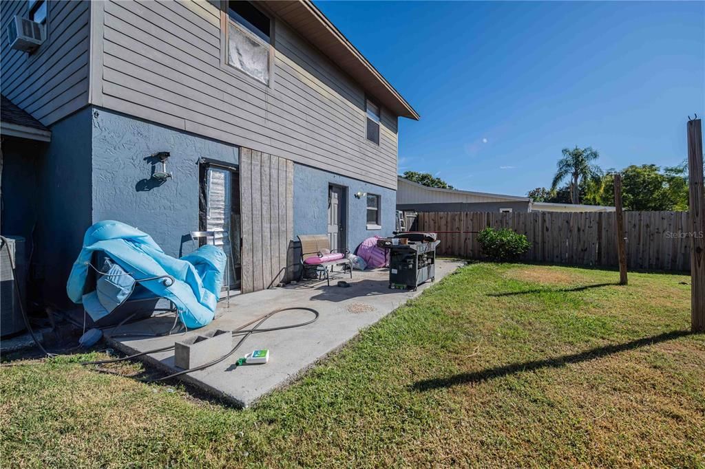 For Sale: $315,000 (4 beds, 2 baths, 2106 Square Feet)