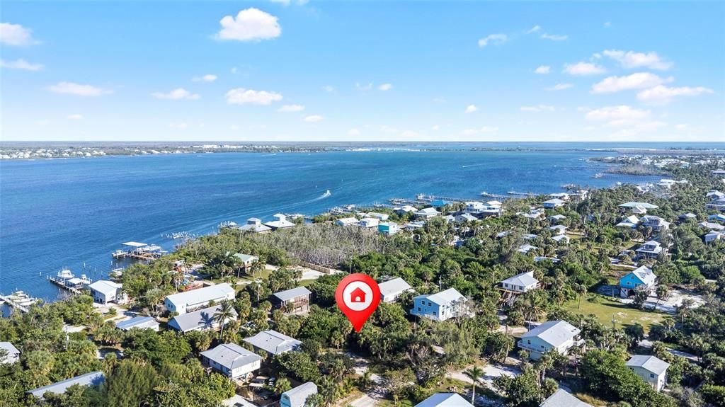 待售: $130,000 (0.33 acres)