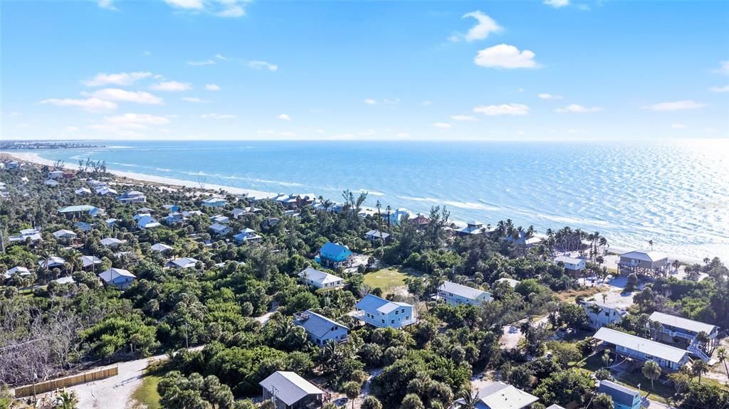 待售: $130,000 (0.33 acres)