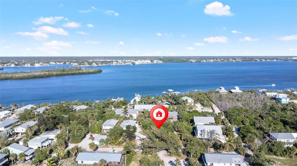 待售: $130,000 (0.33 acres)