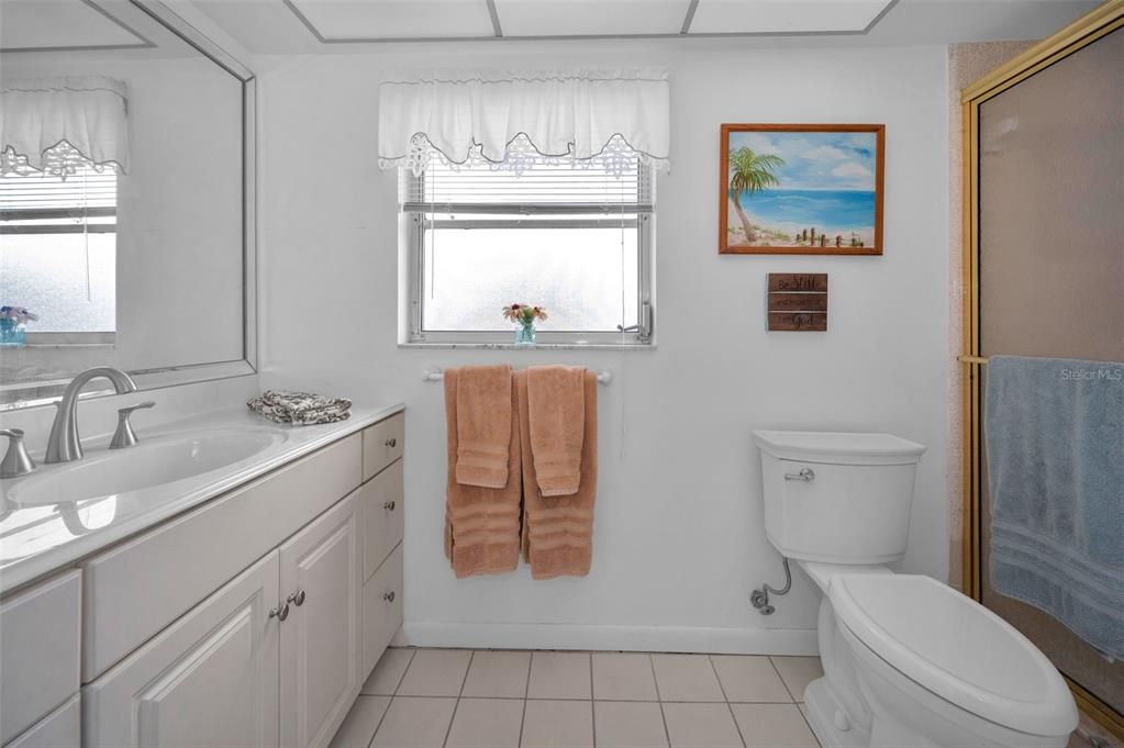 For Sale: $420,000 (2 beds, 2 baths, 1607 Square Feet)