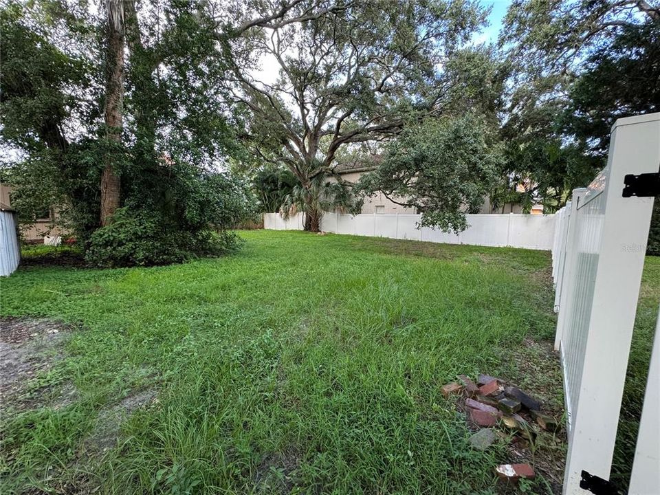 Active With Contract: $720,000 (0.11 acres)