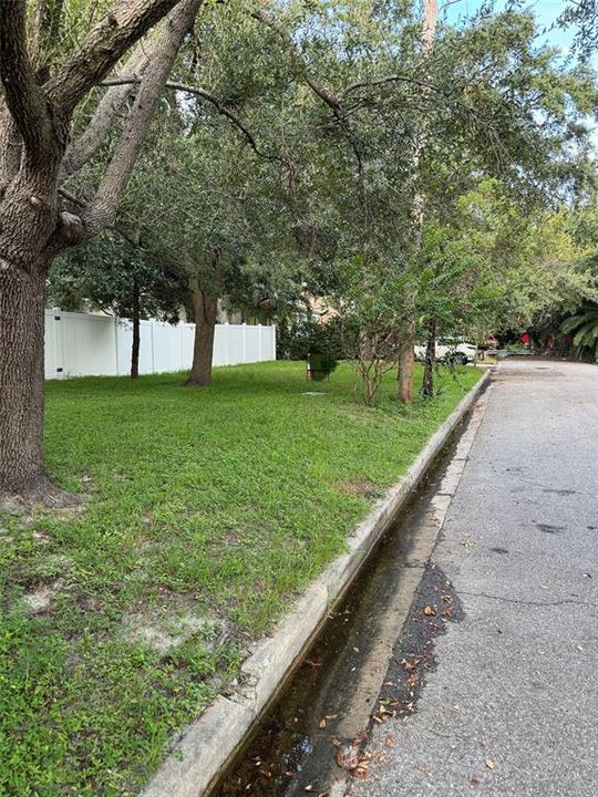 Active With Contract: $720,000 (0.11 acres)