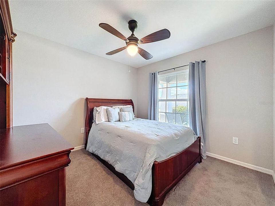 For Sale: $324,900 (3 beds, 2 baths, 1558 Square Feet)