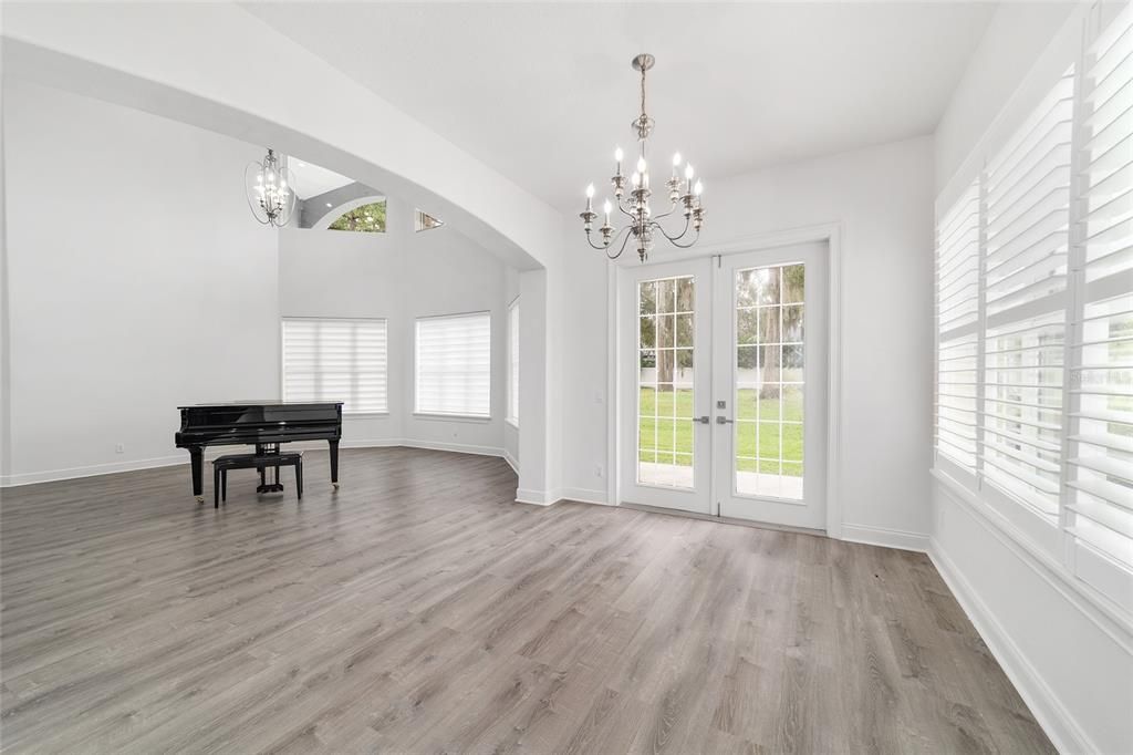 待售: $1,125,000 (5 贝兹, 4 浴室, 4087 平方英尺)