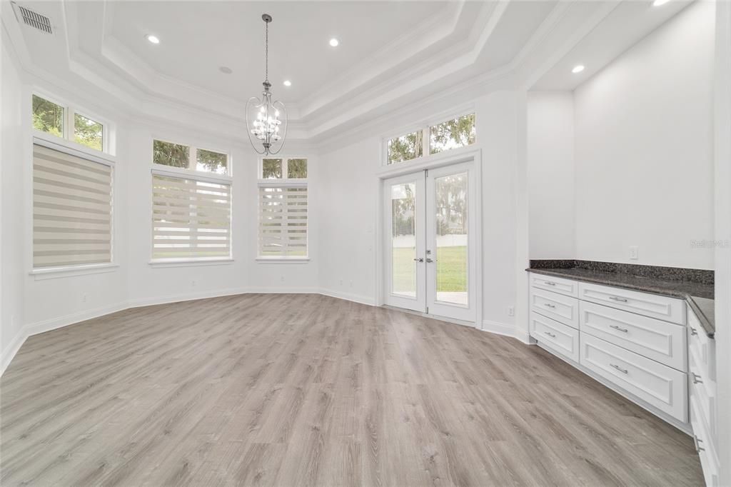 待售: $1,125,000 (5 贝兹, 4 浴室, 4087 平方英尺)