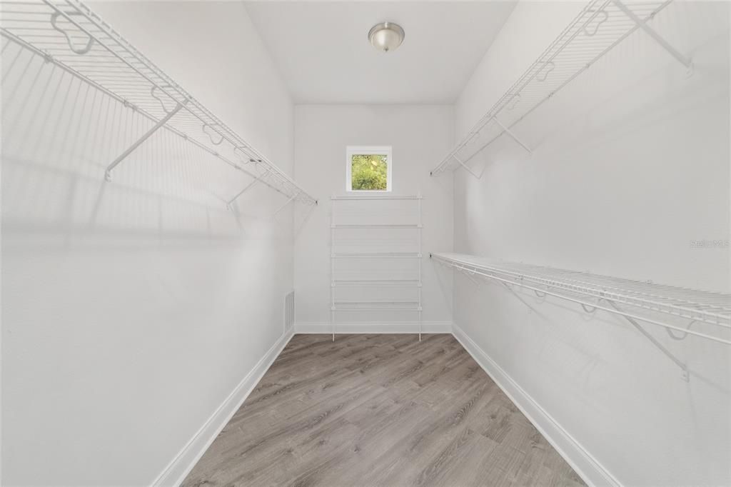 待售: $1,125,000 (5 贝兹, 4 浴室, 4087 平方英尺)