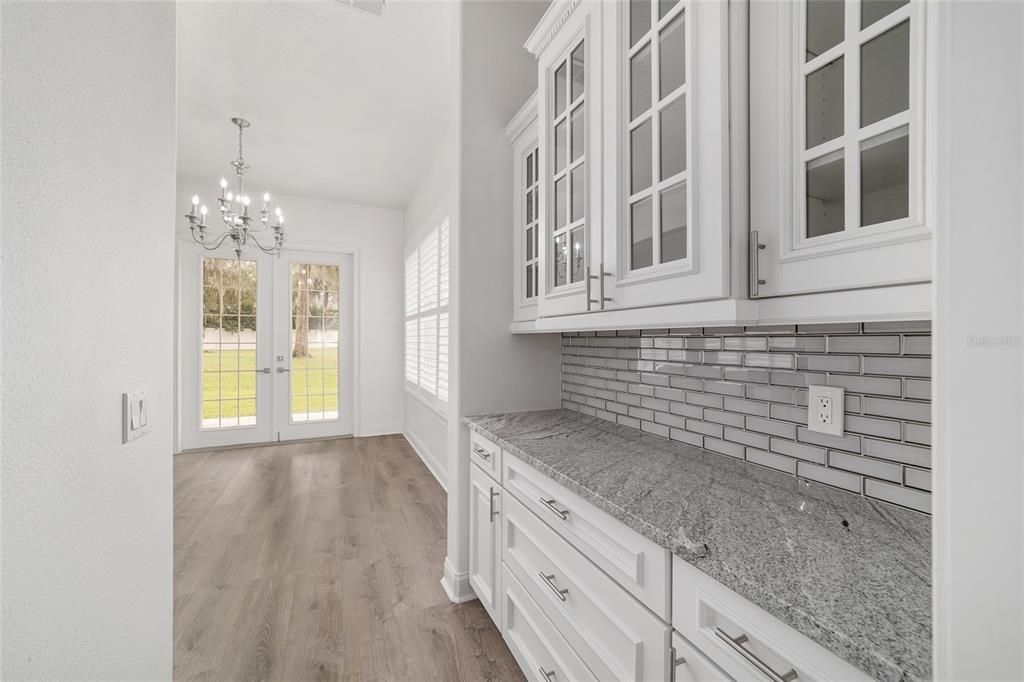 待售: $1,125,000 (5 贝兹, 4 浴室, 4087 平方英尺)