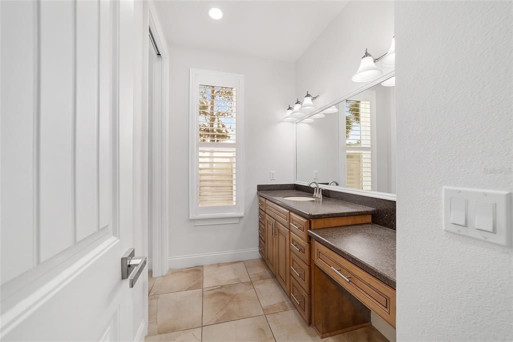 待售: $1,125,000 (5 贝兹, 4 浴室, 4087 平方英尺)