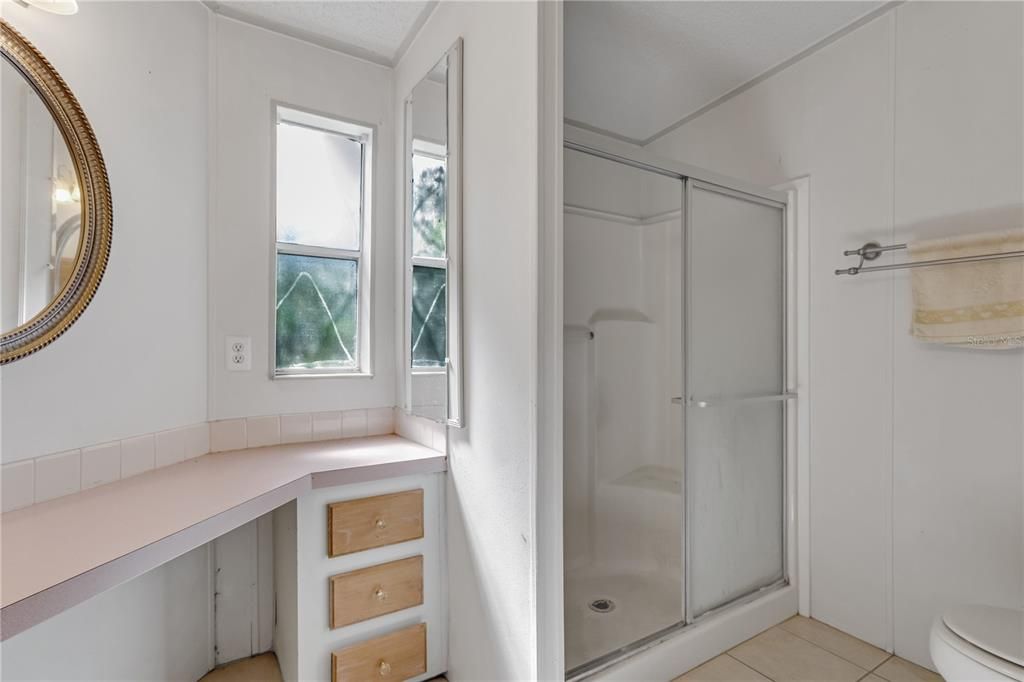 待售: $220,000 (2 贝兹, 2 浴室, 1721 平方英尺)