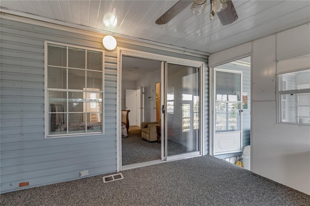 待售: $220,000 (2 贝兹, 2 浴室, 1721 平方英尺)