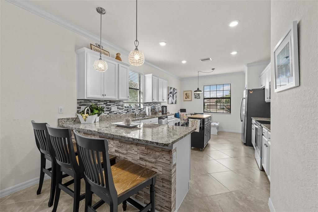 待售: $625,000 (3 贝兹, 2 浴室, 1681 平方英尺)