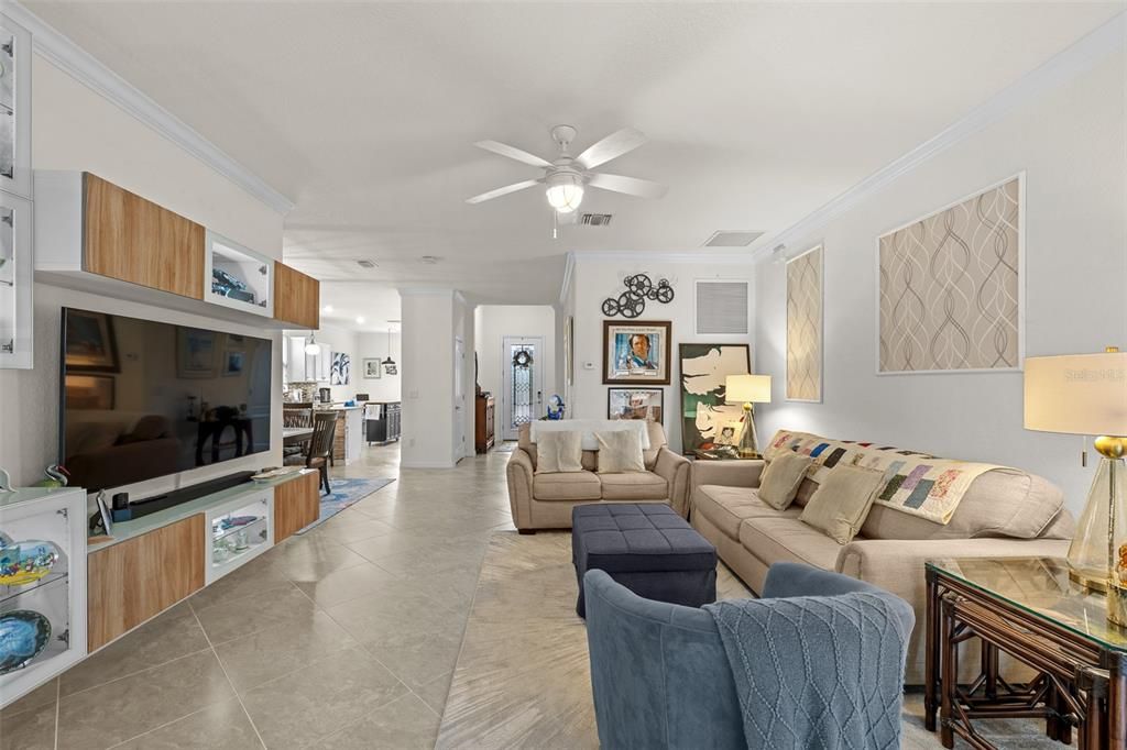 待售: $625,000 (3 贝兹, 2 浴室, 1681 平方英尺)