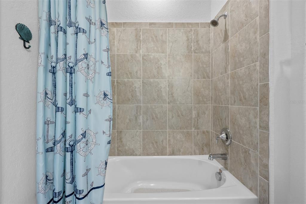 待售: $625,000 (3 贝兹, 2 浴室, 1681 平方英尺)