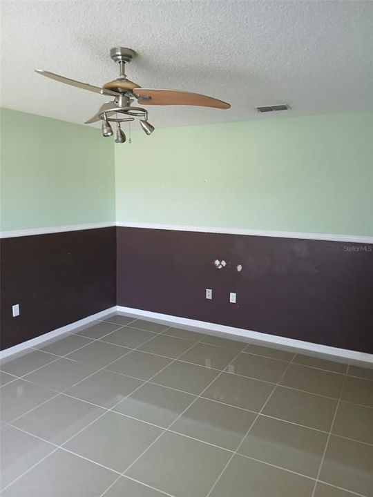 For Rent: $2,500 (4 beds, 2 baths, 2419 Square Feet)