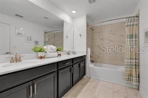 Active With Contract: $425,000 (5 beds, 4 baths, 2167 Square Feet)