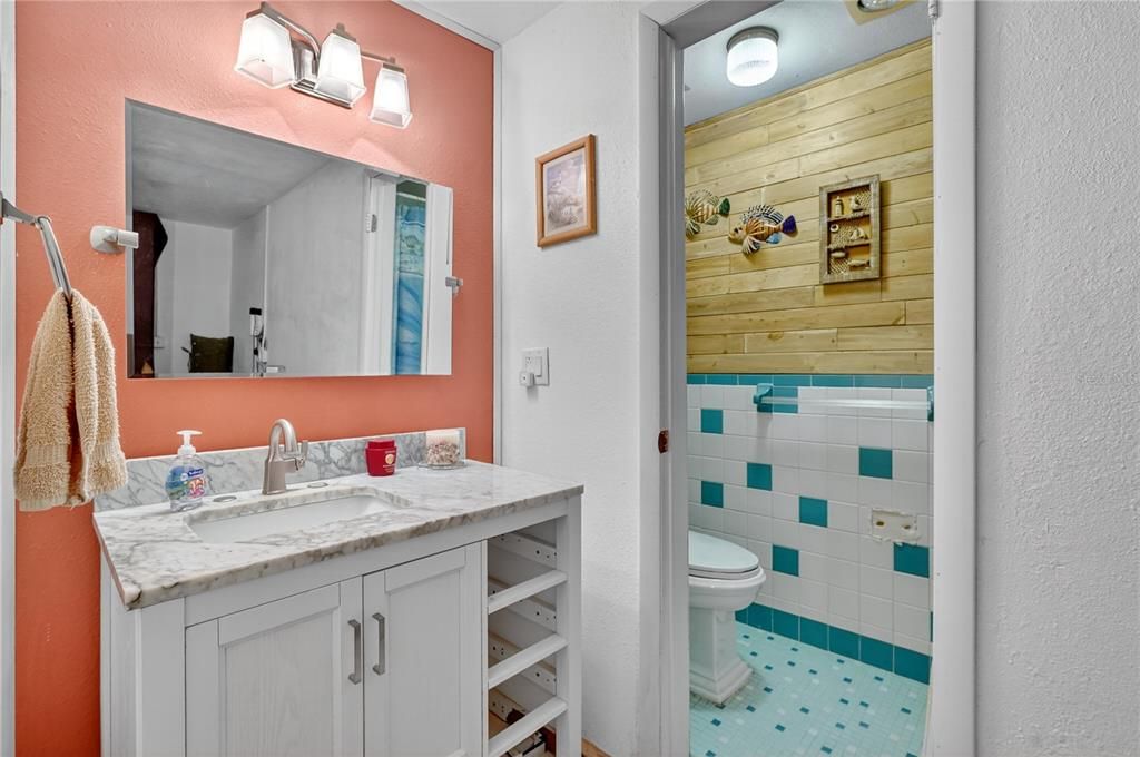 For Sale: $368,000 (3 beds, 2 baths, 1715 Square Feet)