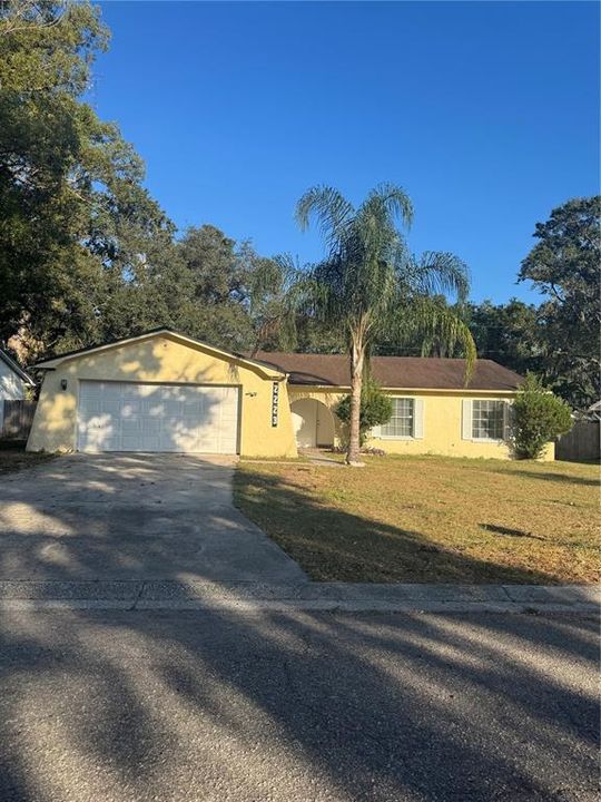 Recently Rented: $2,100 (4 beds, 2 baths, 1721 Square Feet)